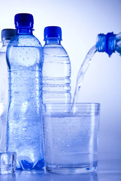 Le secteur des eaux en bouteille emploie plus de 5000 personnes 