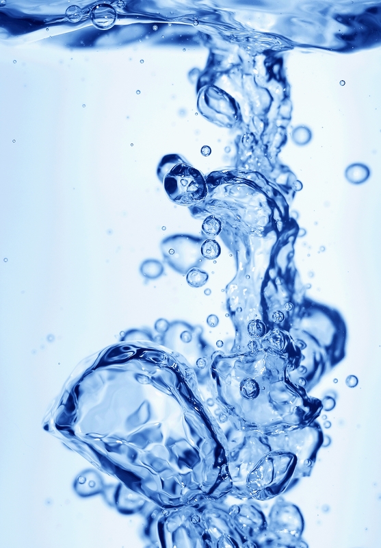 Las aplicaciones para móviles favorecen el consumo de agua, también de los dispensadores de agua. 